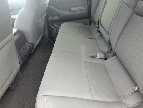 Used 2022 Nissan Frontier SV w/ Technology Package image 16