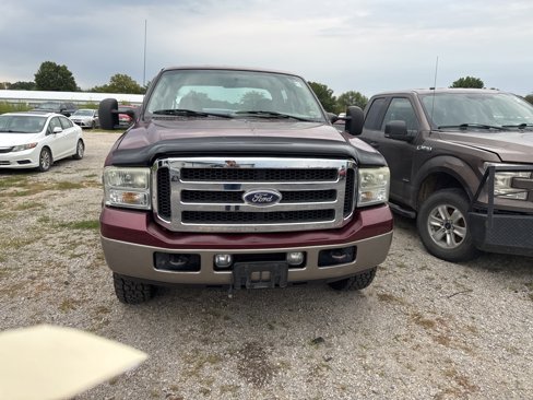 Used 2005 Ford F250 4x4 Crew Cab Super Duty image 2