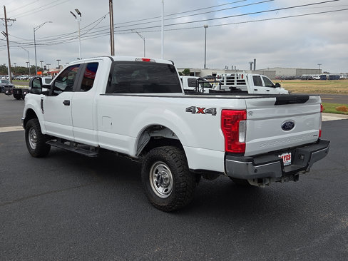Used 2018 Ford F250 XL w/ Power Equipment Group image 3