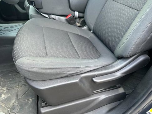 Used 2021 Chevrolet Silverado 1500 Custom w/ Safety Confidence Package image 15