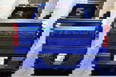 Used 2024 Chevrolet Silverado 1500 Custom w/ Turbomax Blackout Package image 4