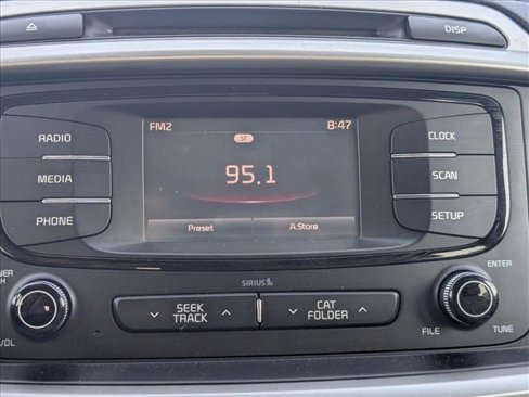 Used 2017 Kia Sorento LX image 27