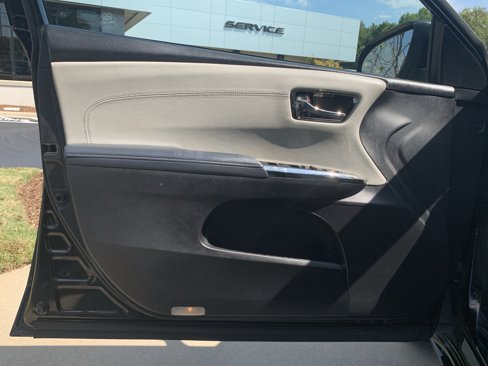 Used 2014 Toyota Avalon XLE Premium image 14