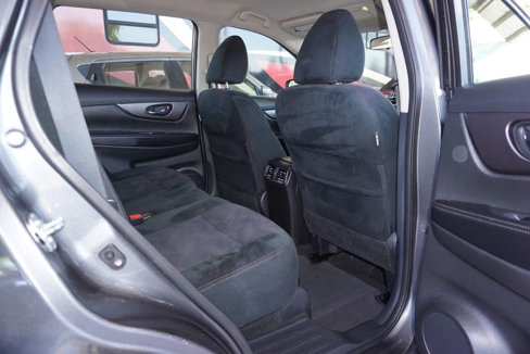 Used 2016 Nissan Rogue S image 18