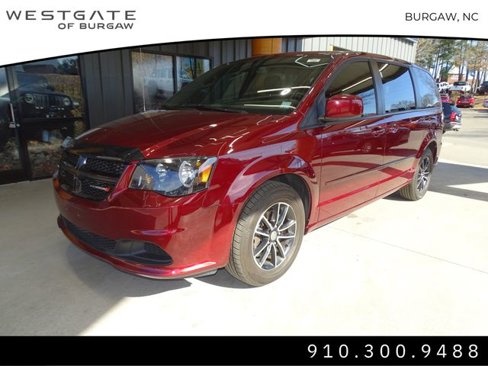 Used 2017 Dodge Grand Caravan SE image 29
