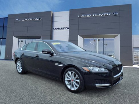 Used 2018 Jaguar XF Premium image 7