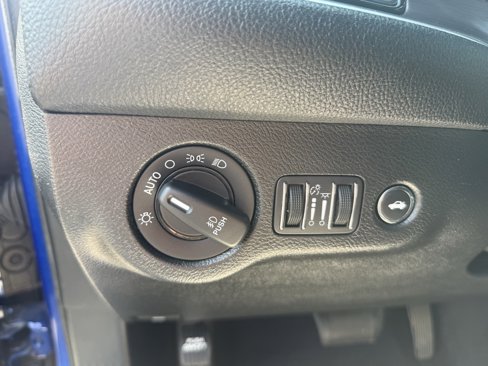 Used 2018 Dodge Challenger SXT w/ Super Sport Group (SS/T) image 15