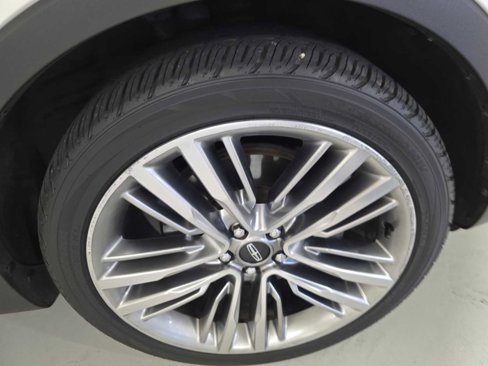 Used 2016 Lincoln MKC Reserve image 10
