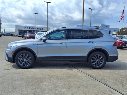 Used 2022 Volkswagen Tiguan SE image 25