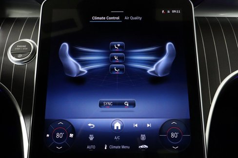Used 2025 Mercedes-Benz C 300 4MATIC Sedan image 22