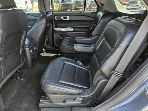 Used 2021 Ford Explorer XLT w/ Equipment Group 202A image 36
