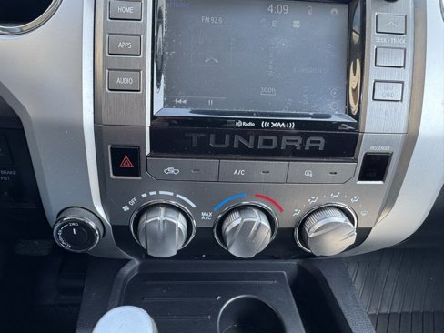 Used 2017 Toyota Tundra SR5 image 21