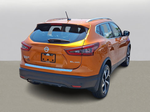 Used 2022 Nissan Rogue Sport SL image 9