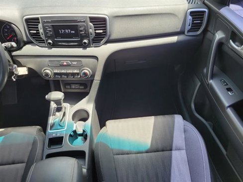 Used 2019 Kia Sportage LX image 17