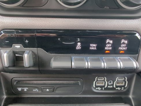 Used 2019 RAM 1500 Big Horn image 28