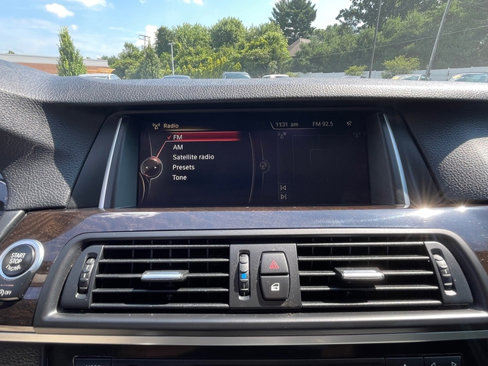 Used 2016 BMW 528i Sedan image 32