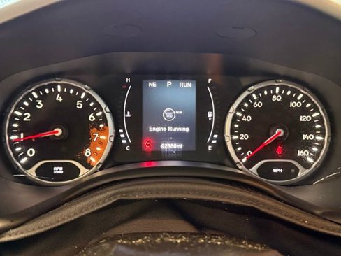 Used 2018 Jeep Renegade Latitude image 47