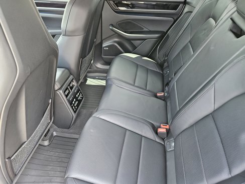 Certified 2024 Porsche Macan 4 Electric image 36