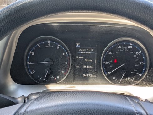 Used 2017 Toyota RAV4 LE image 28