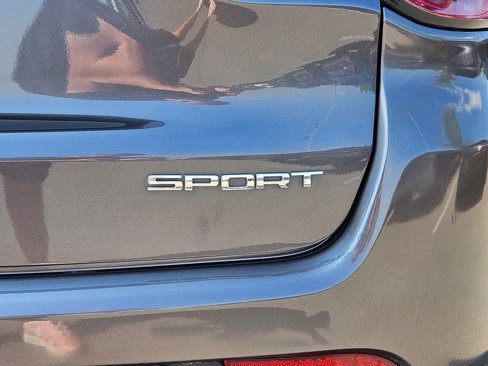 Used 2020 Jeep Compass Sport image 28