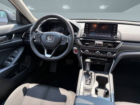 Used 2018 Honda Accord EX image 24