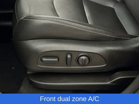 Used 2022 Chevrolet Equinox Premier image 16