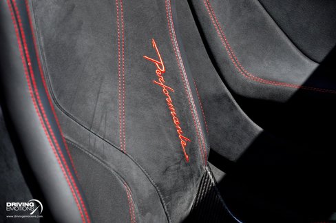 Used 2019 Lamborghini Huracan Performante image 6