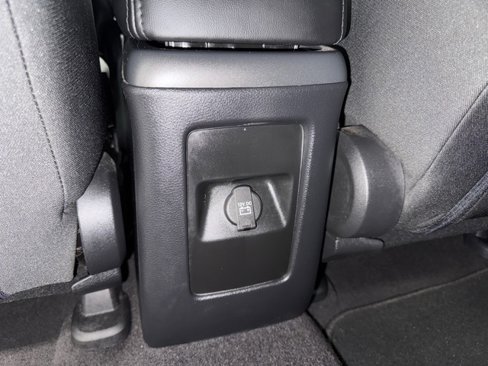 Used 2020 Dodge Journey SE w/ Blacktop Package image 30