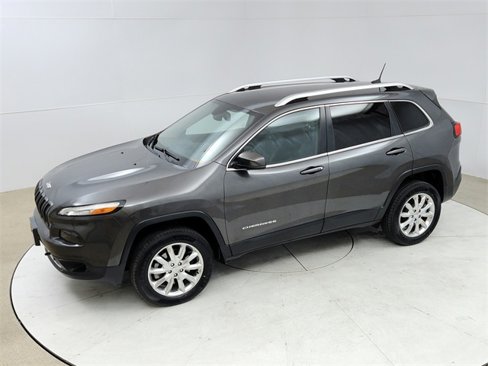 Used 2016 Jeep Cherokee Limited w/ Luxury Group image 15