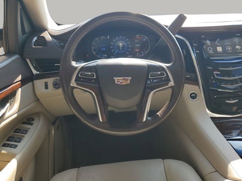 Used 2016 Cadillac Escalade ESV Luxury image 23