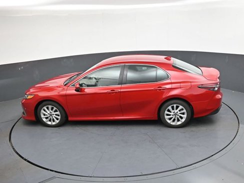 Used 2024 Toyota Camry LE image 24