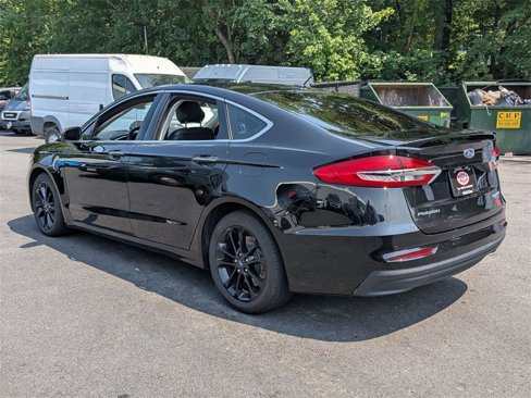 Used 2020 Ford Fusion Energi Titanium image 6