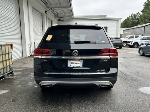Used 2018 Volkswagen Atlas SE image 3