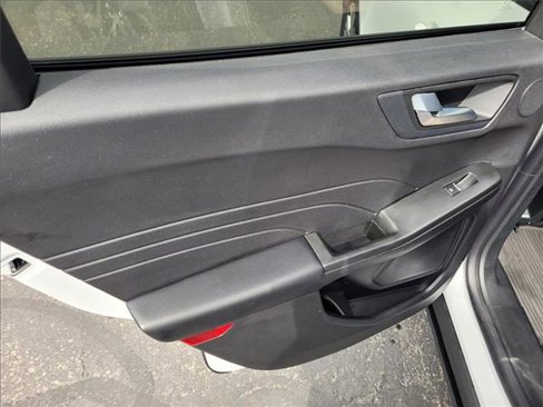 Certified 2022 Ford Escape SEL w/ Technology Package image 13