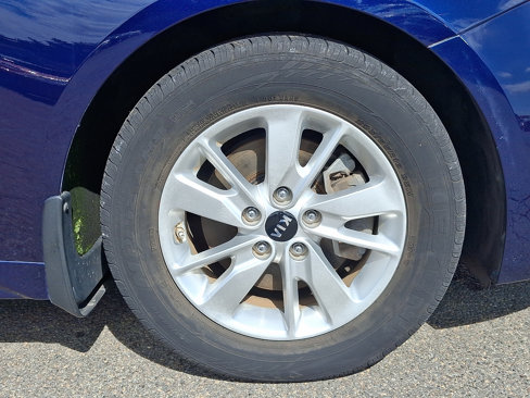 Used 2016 Kia Optima LX image 9