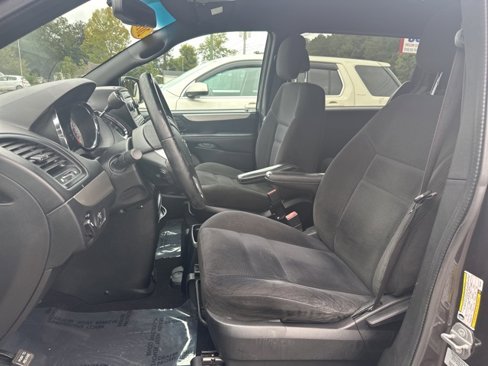 Used 2015 Dodge Grand Caravan SE w/ Quick Order Package 29E SE image 13