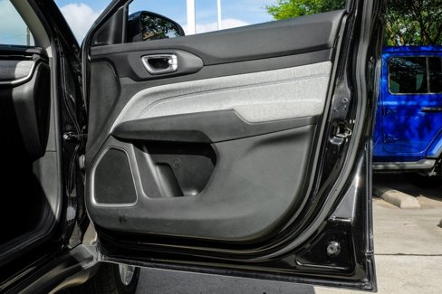 Used 2022 Jeep Compass Latitude image 56
