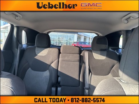 Used 2017 Jeep Cherokee Sport image 20