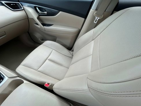 Used 2015 Nissan Rogue SL w/ SL Premium Package image 14