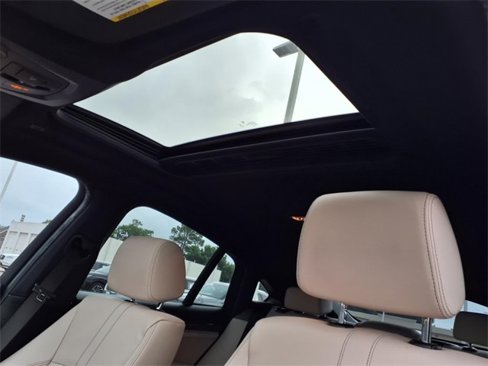 Used 2018 BMW X4 M40i image 8