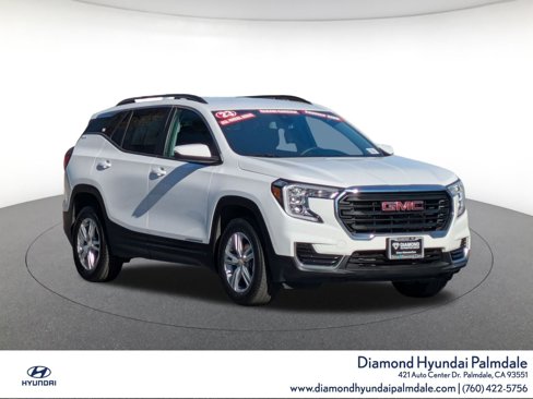 Used 2023 GMC Terrain SLE w/ Driver Convenience Package image 1