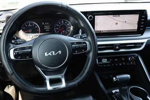 Used 2023 Kia K5 GT-Line w/ GT-Line Premium Package image 17