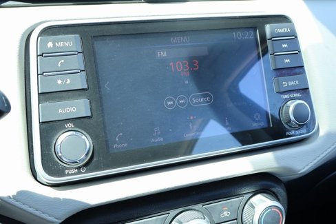 Used 2021 Nissan Versa SV image 5