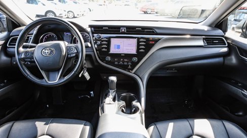 Used 2020 Toyota Camry SE image 12