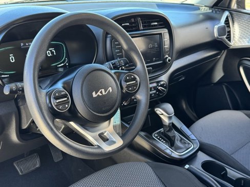 Used 2023 Kia Soul LX image 20