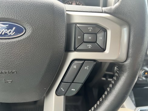 Used 2019 Ford F150 Lariat w/ Equipment Group 502A Luxury image 22