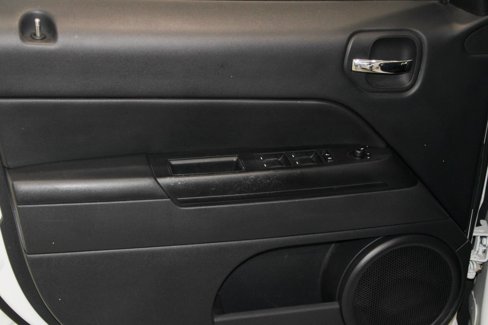 Used 2017 Jeep Patriot Latitude image 15