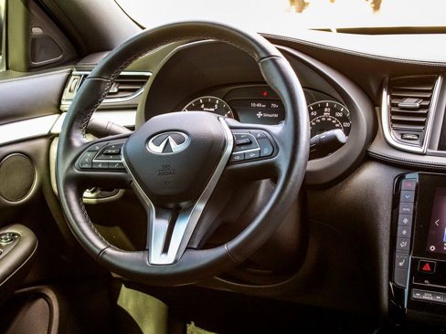 Used 2021 INFINITI QX50 Luxe w/ Appearance Package image 24