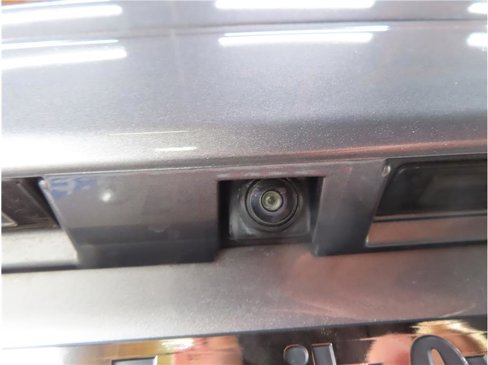 Used 2018 Nissan Kicks SV image 25
