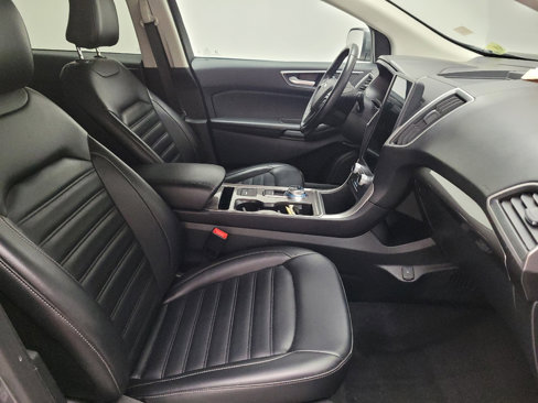 Used 2023 Ford Edge SEL image 21